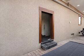 Fabhotel Rosens