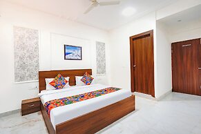 Fabhotel Rosens