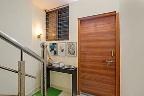 Fabhotel Ar Residency