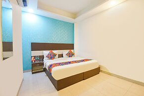 Fabhotel Ramayan Palace
