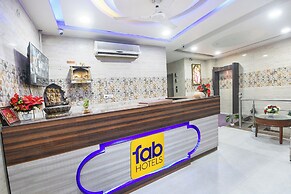 Fabhotel Ramayan Palace