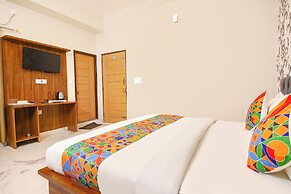 Fabhotel Rudra