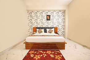 Fabhotel Rudra