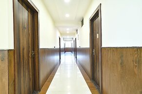 Fabhotel Rama