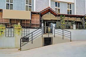 Fabhotel The Cb Grand