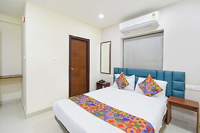 Fabhotel The Cb Grand