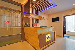 Fabhotel Royal Blue Meridian Inn
