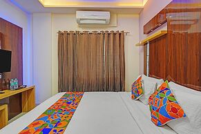 Fabhotel Royal Blue Meridian Inn