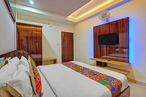 Fabhotel Royal Blue Meridian Inn