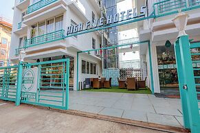 Fabhotel High Five