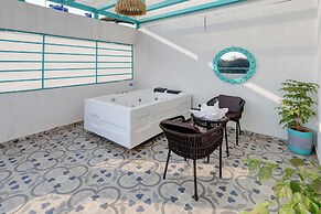 Fabhotel High Five