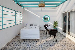 Fabhotel High Five
