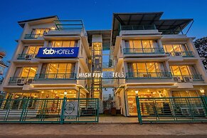 Fabhotel High Five