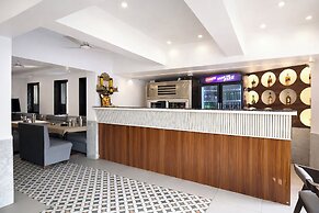 Fabhotel Shourya Regency