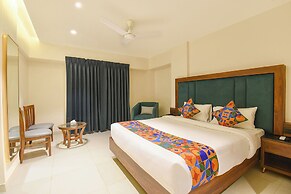 Fabhotel Shourya Regency
