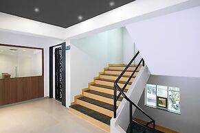 Fabhotel Shourya Regency