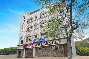 Fabhotel Wellesley