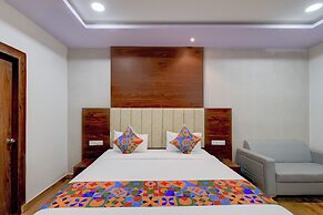 Fabhotel Palm Tree