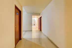 Fabhotel Relax Inn Executive
