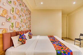 Fabhotel Relax Inn Executive