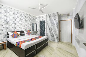 Fabhotel Zen Stay