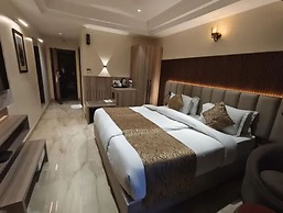 Fabhotel Vishwam Residency