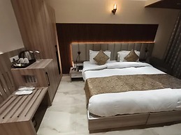 Fabhotel Vishwam Residency