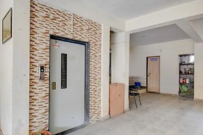Fabhotel Imperial Inn