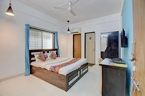 Fabhotel Imperial Inn