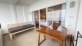 Solaluna Beach Homestay