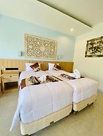 Solaluna Beach Homestay