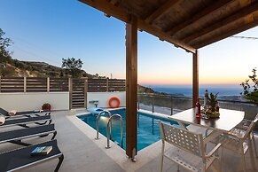 Saktouris Villa