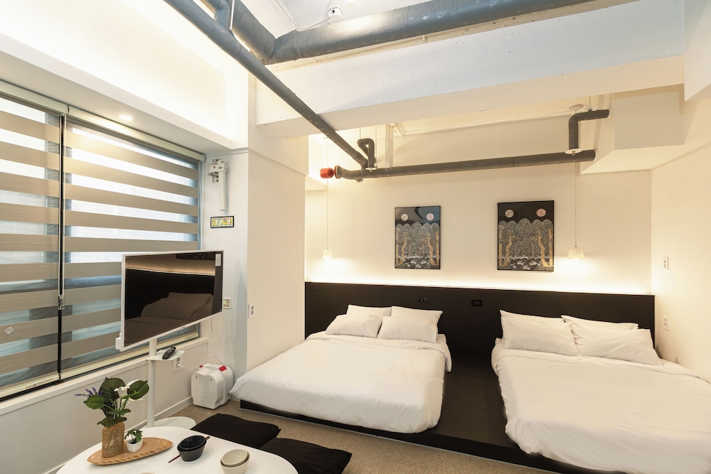 THEZIP Hotel