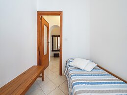 First-floor Apartment Just Steps From the sea