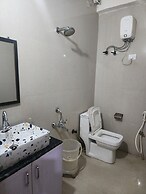 Frolic Hotel Near Sec 52 Noida Metro Station