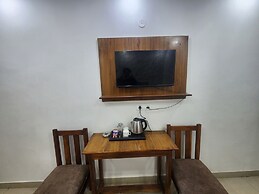 Frolic Hotel Near Sec 52 Noida Metro Station