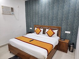 Frolic Hotel Near Sec 52 Noida Metro Station