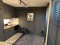 La Petite For t Brussels Studio Near Palais