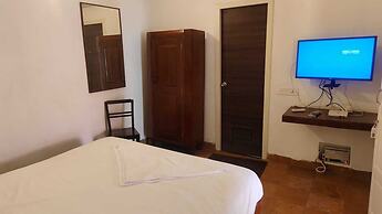 Le Aham Boutique Hotel