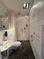 URBAN OAK Smart Stay