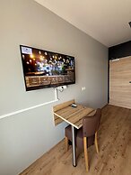 URBAN OAK Smart Stay