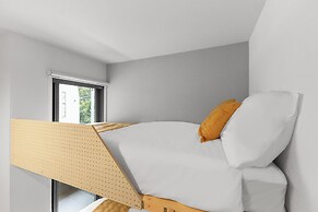 Nishi-Shinjuku Apartment