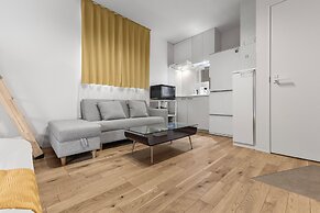 Nishi-Shinjuku Apartment