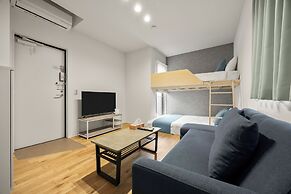 Nishi-Shinjuku Apartment