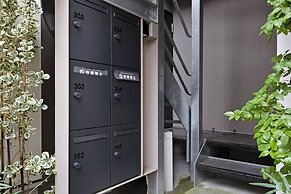 Nishi-Shinjuku Apartment