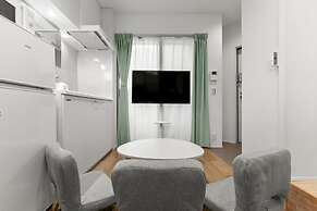 Nishi-Shinjuku Apartment