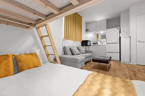Nishi-Shinjuku Apartment
