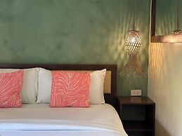 Jungle Nest Resort