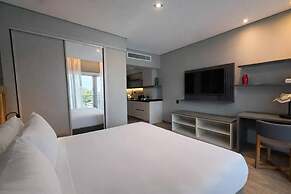 Radisson RED Funes