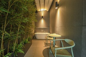 Jamsil Lounge Hotel